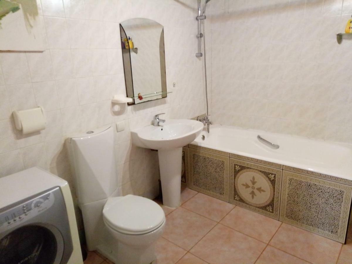 Homestay On Kanatna Street 57 Odesa Exterior photo